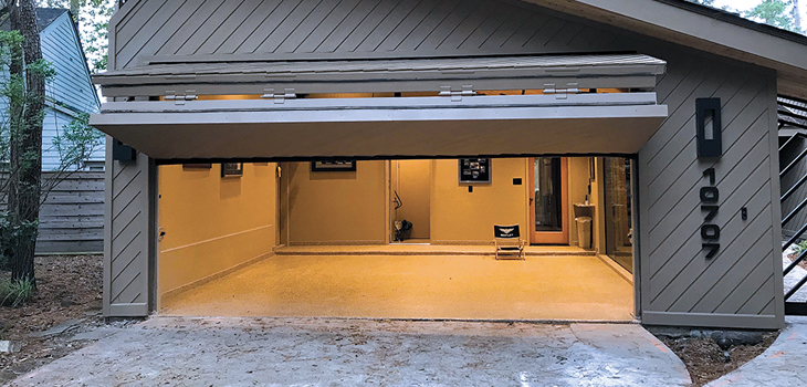 Vertical Bifold Garage Door Repair in Piru 